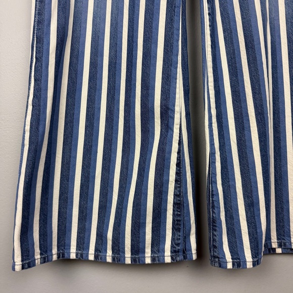 Tuckernuck Mother Patch Pocket Twister Sneak Wide Following Up Striped Jeans - Picture 7 of 12